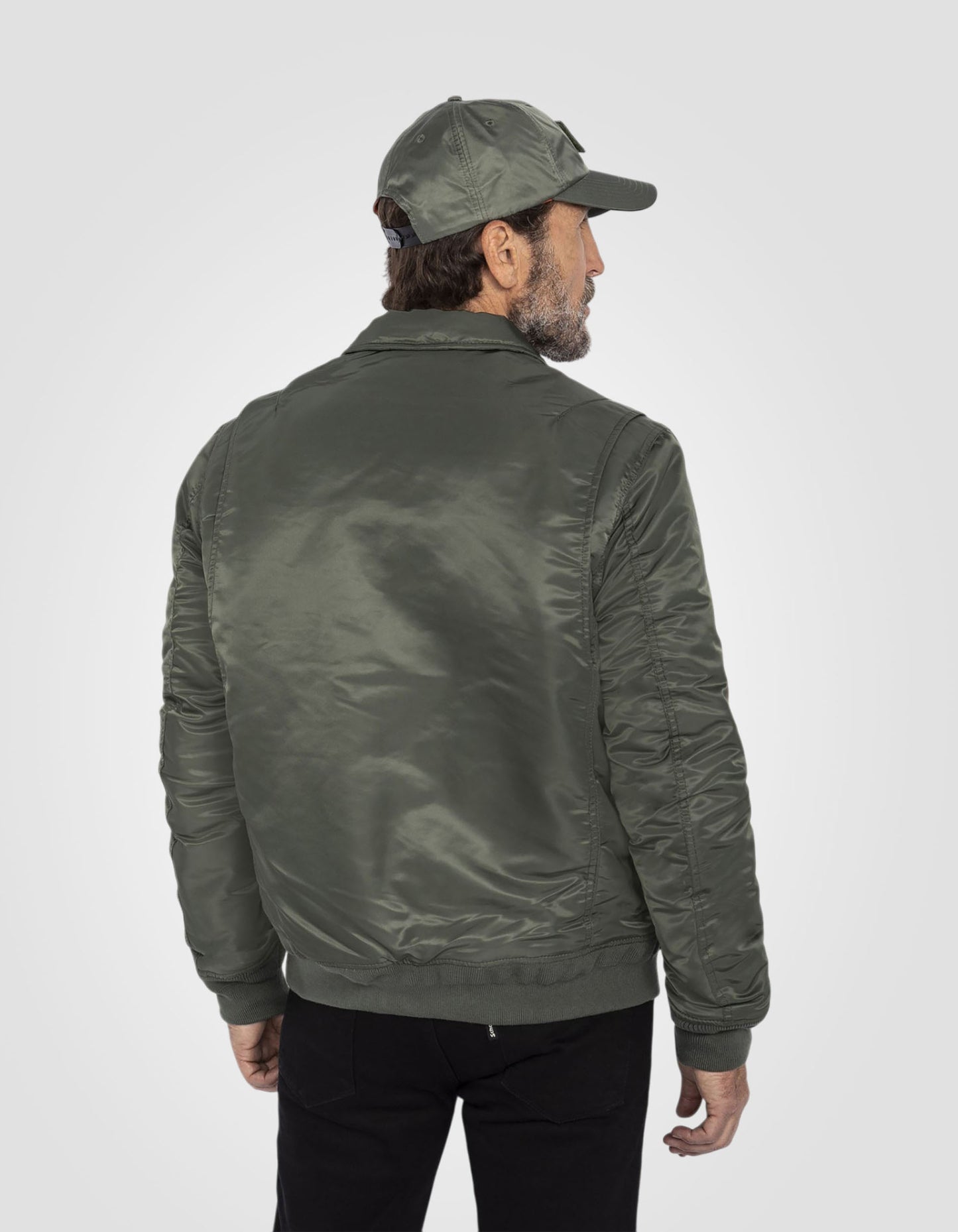 Bomber CWU en nylon recyclé, coupe ajustée