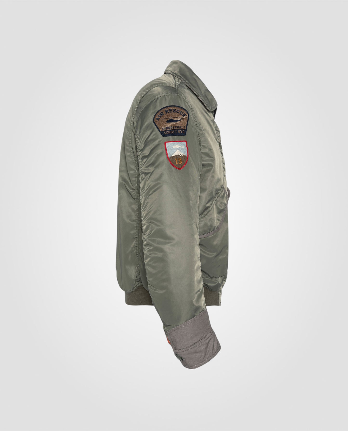 Patched CWU pilot jacket, standard fit