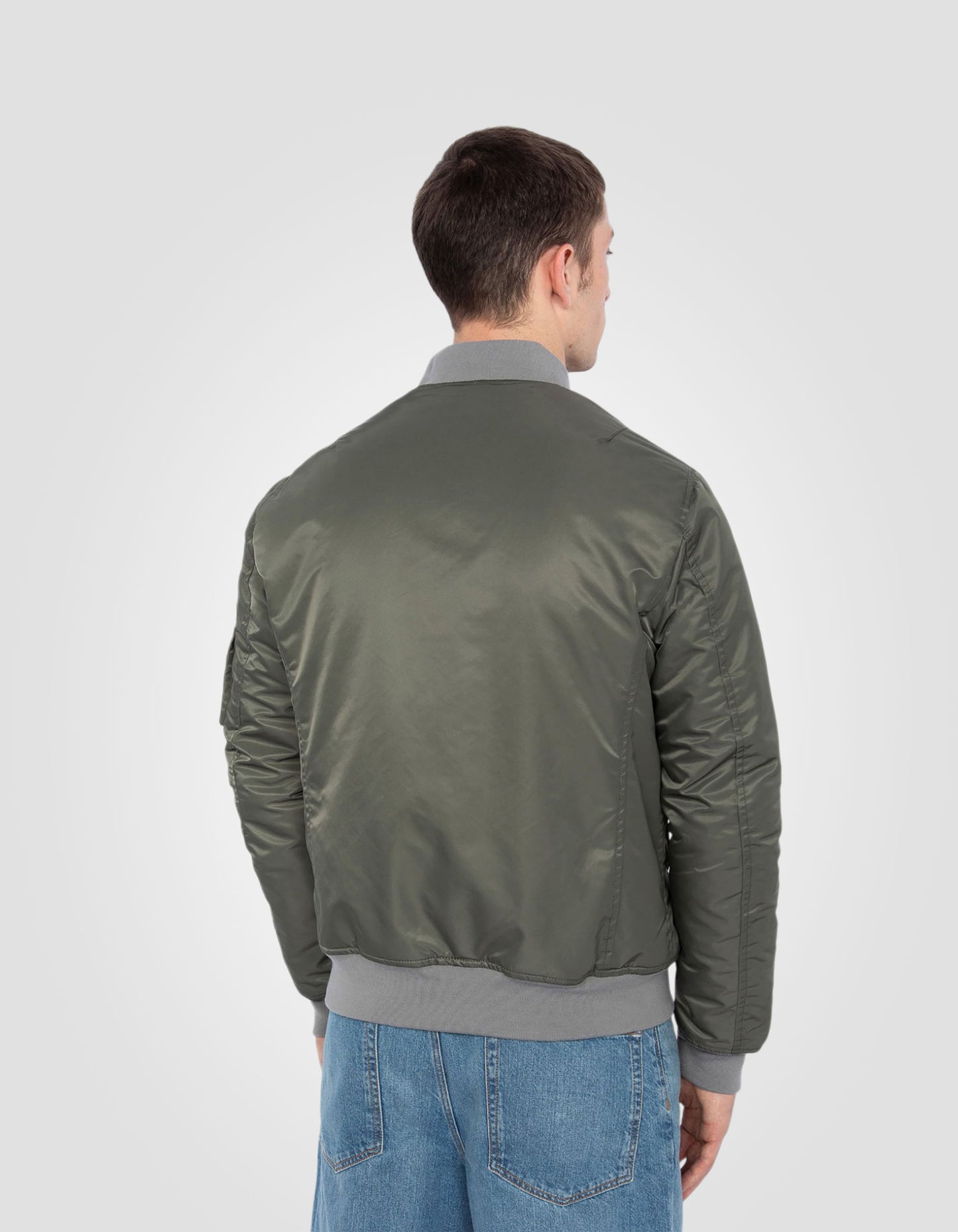 Bomber MA-1 en nylon recyclé