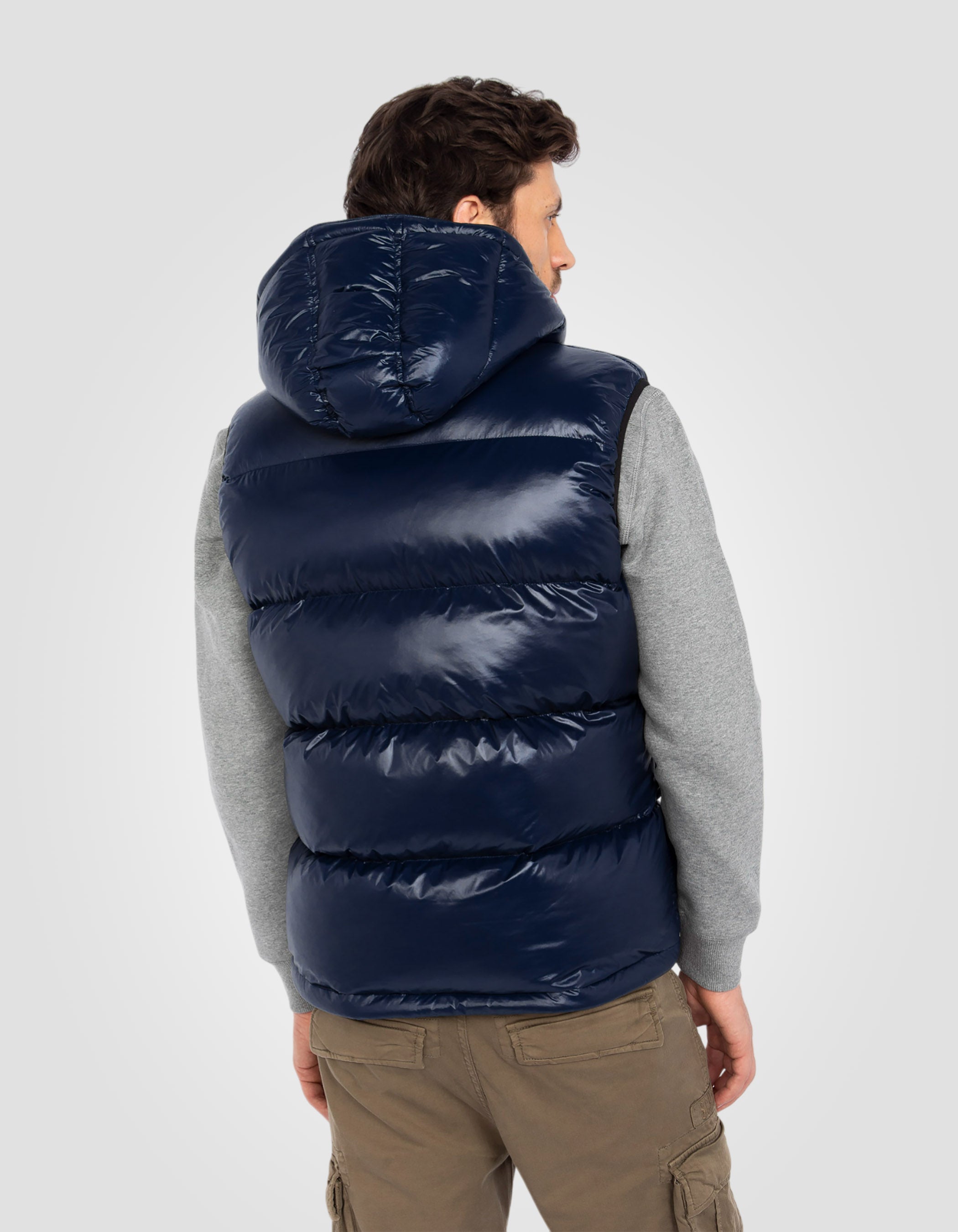 Shiny sleeveless hooded puffer jacket-6