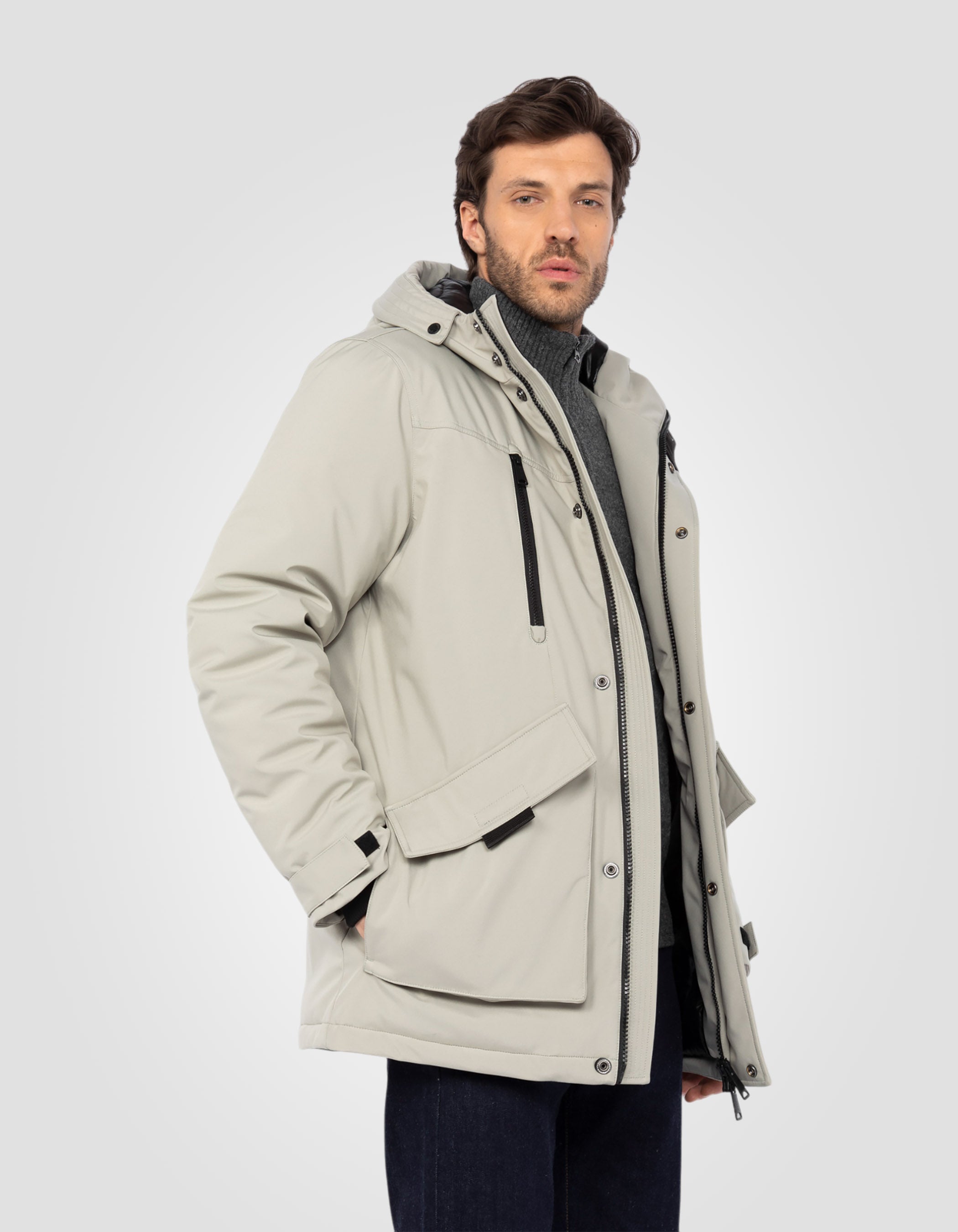 Parka mit mehreren Taschen und Kapuze-4