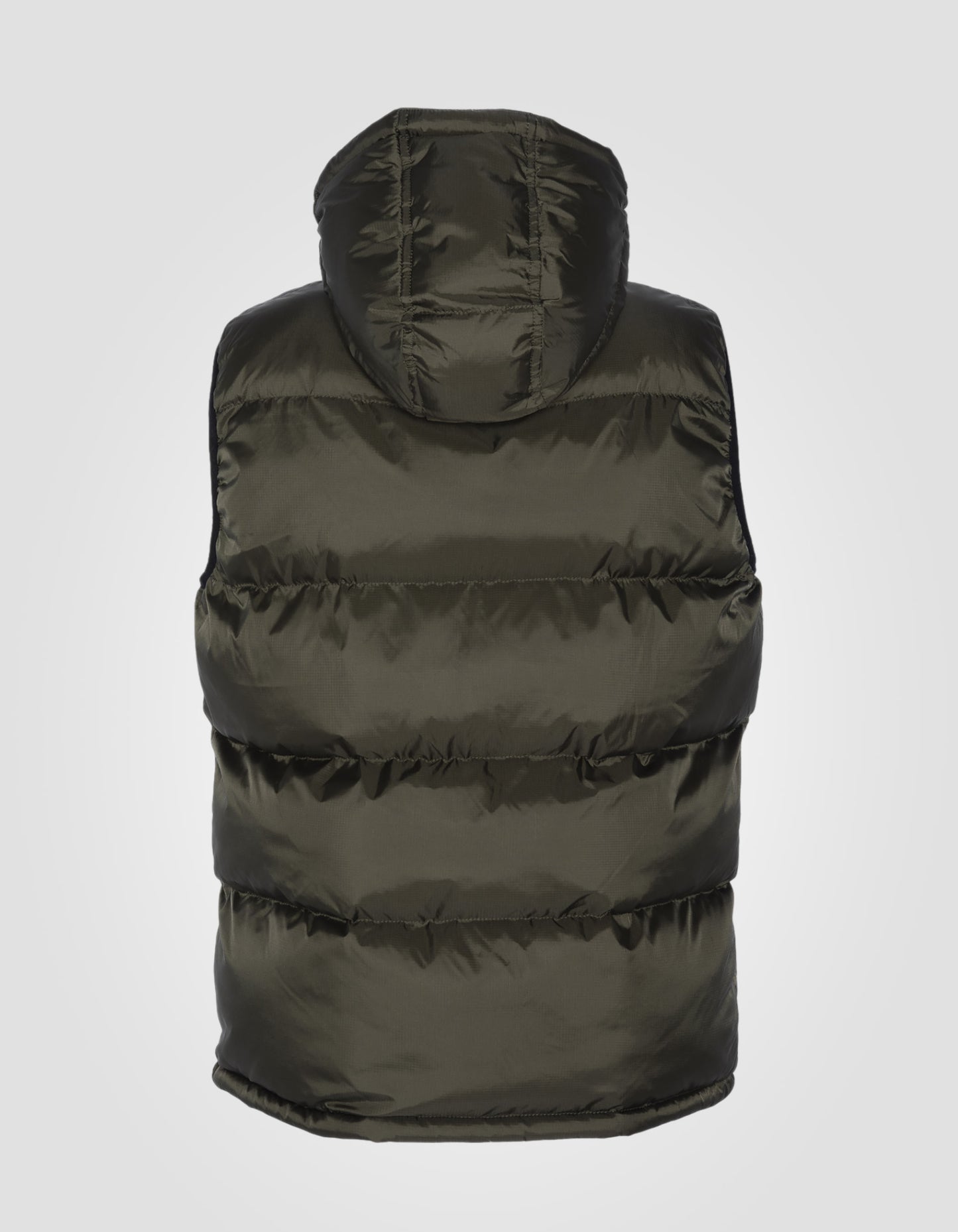 Sleeveless puffer jacket