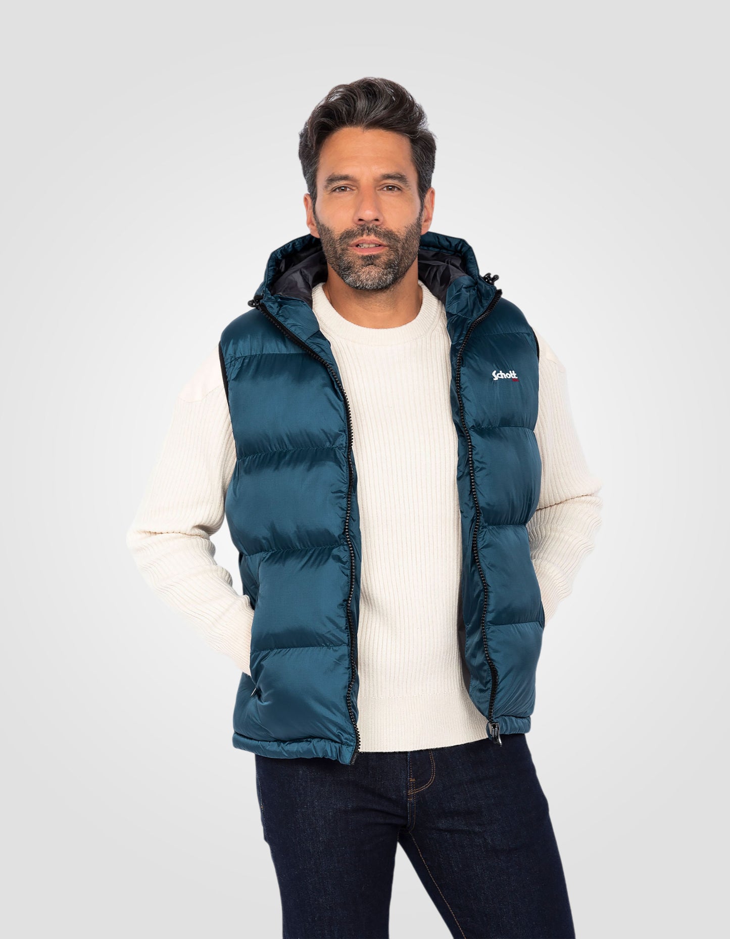 Sleeveless puffer jacket