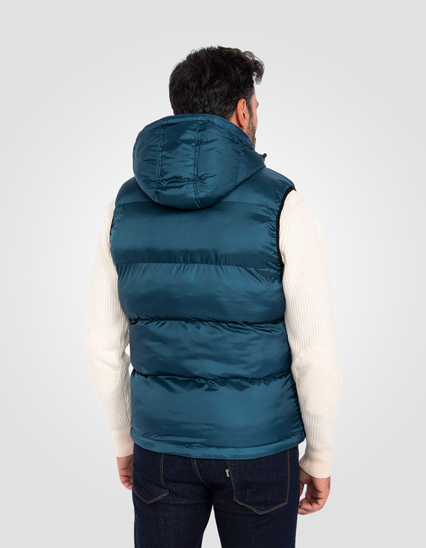 Sleeveless puffer jacket