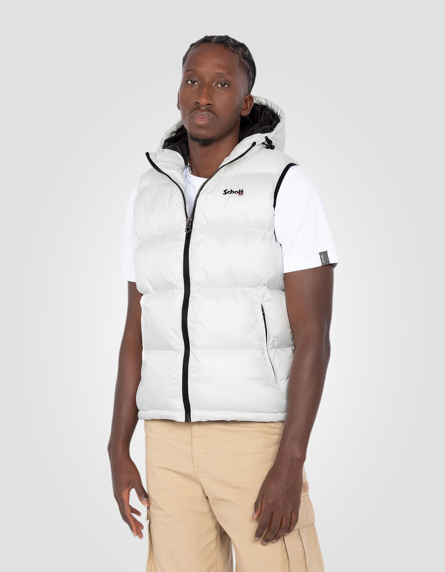 Sleeveless puffer jacket