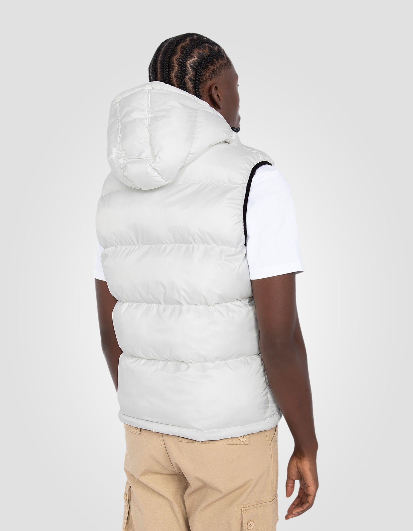 Sleeveless puffer jacket