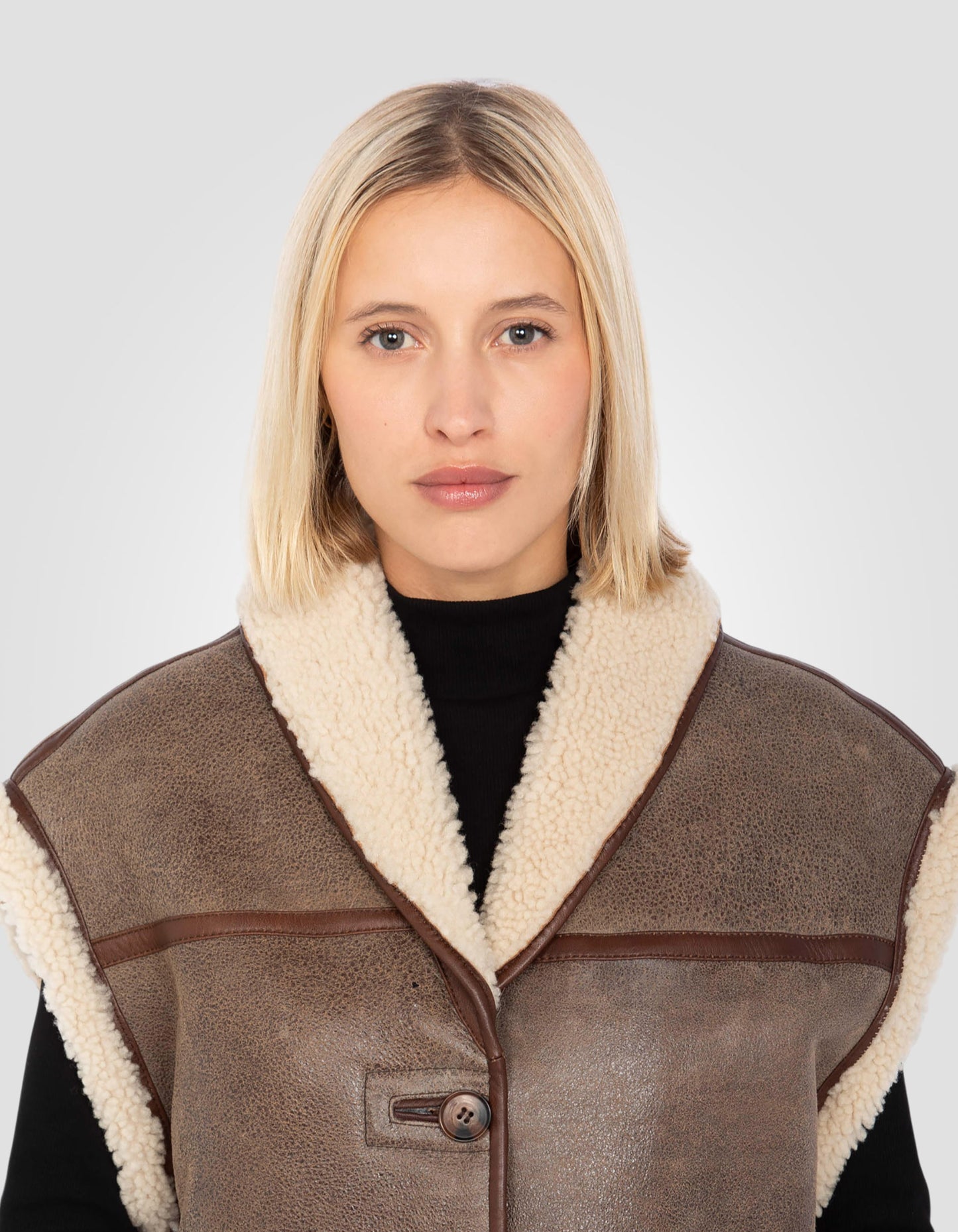 Sleeveless sheepskin jacket