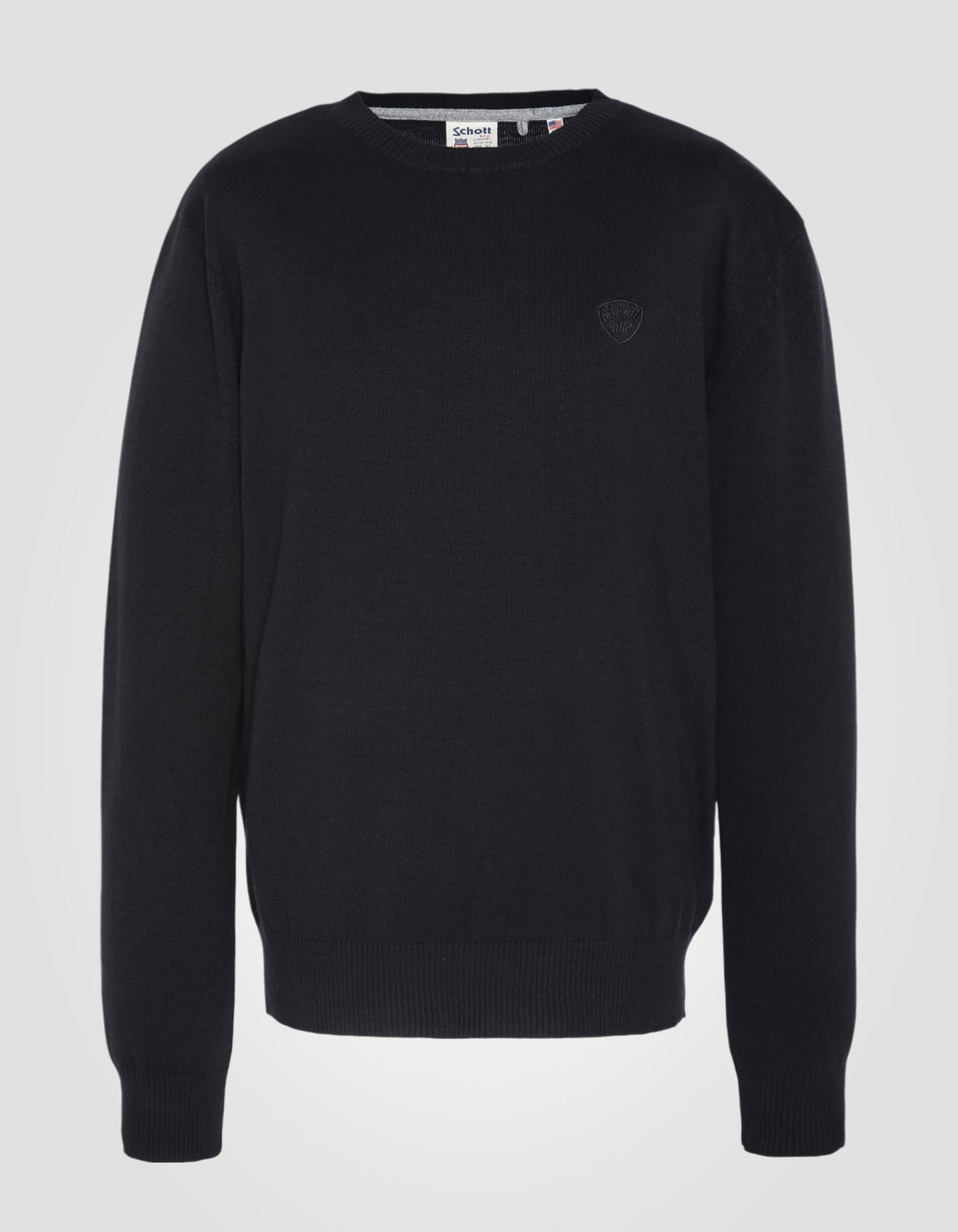 Thin crewneck sweater