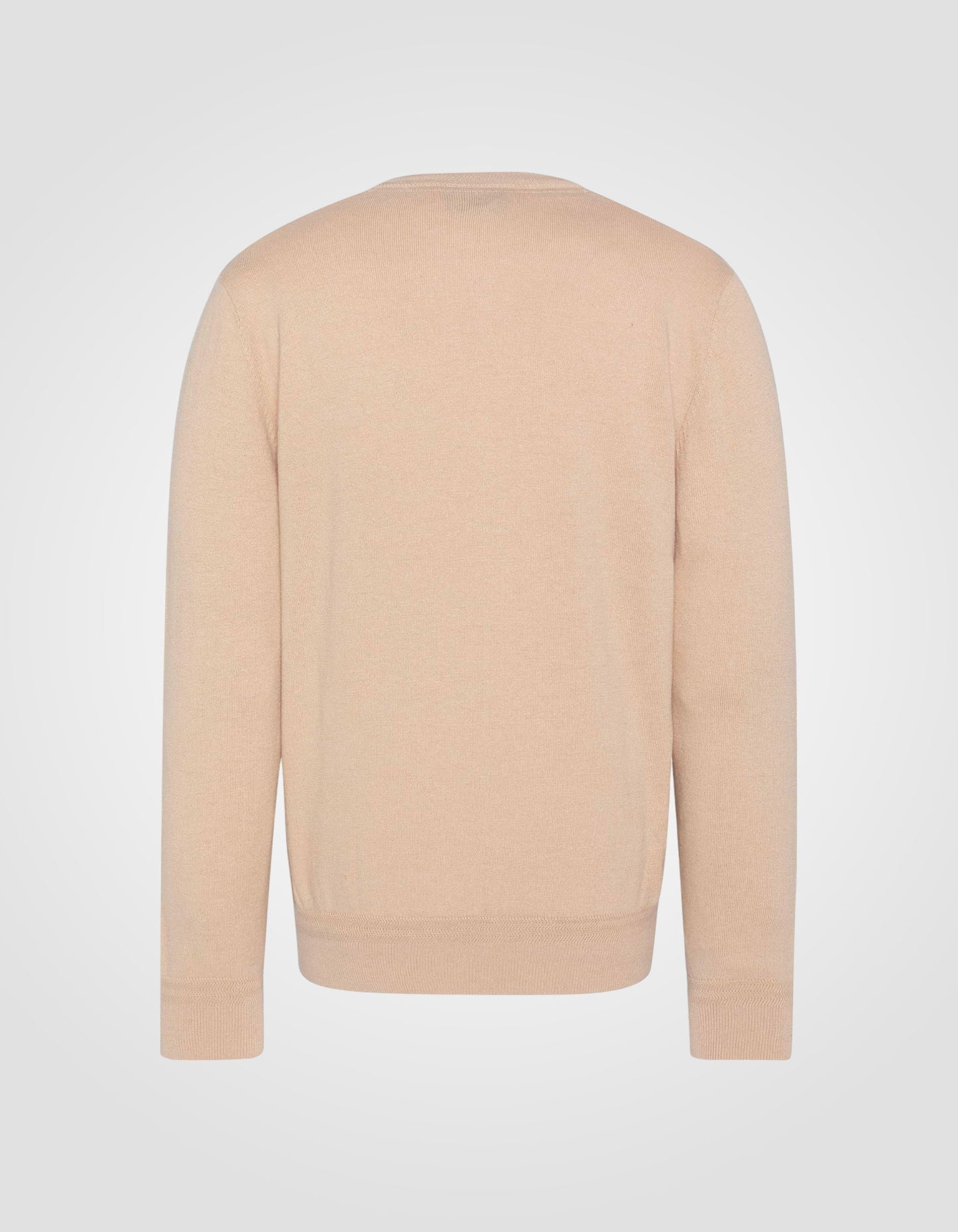 Fine knit crewneck sweater