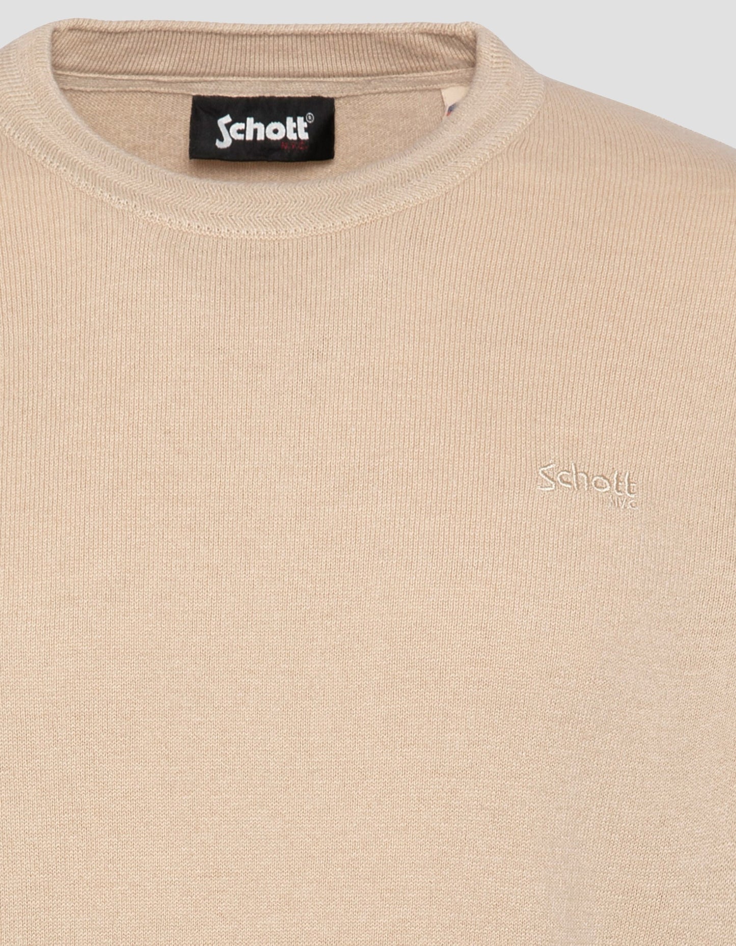 Fine knit crewneck sweater