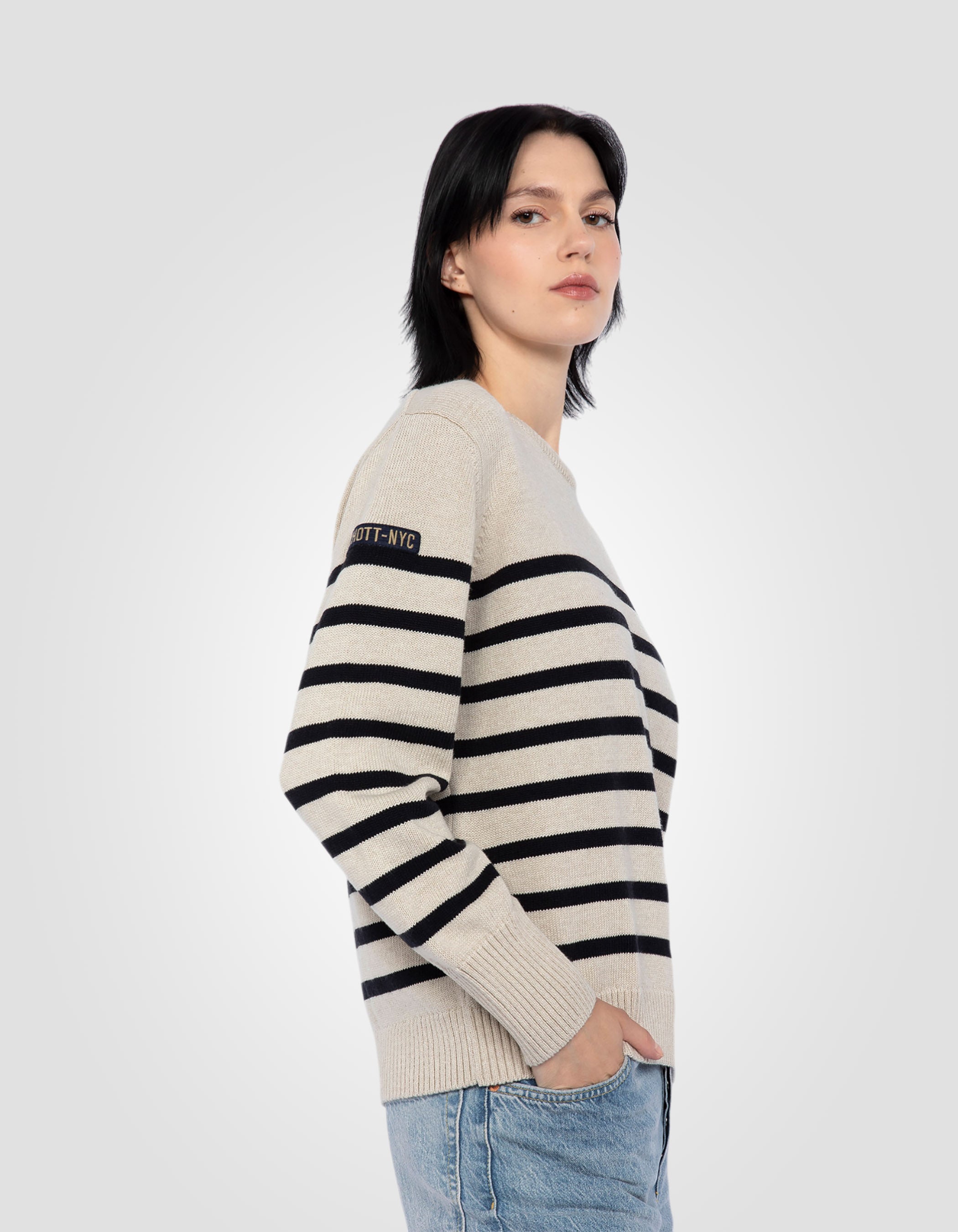 Sailor's crewneck sweater with shoulder buttons-5