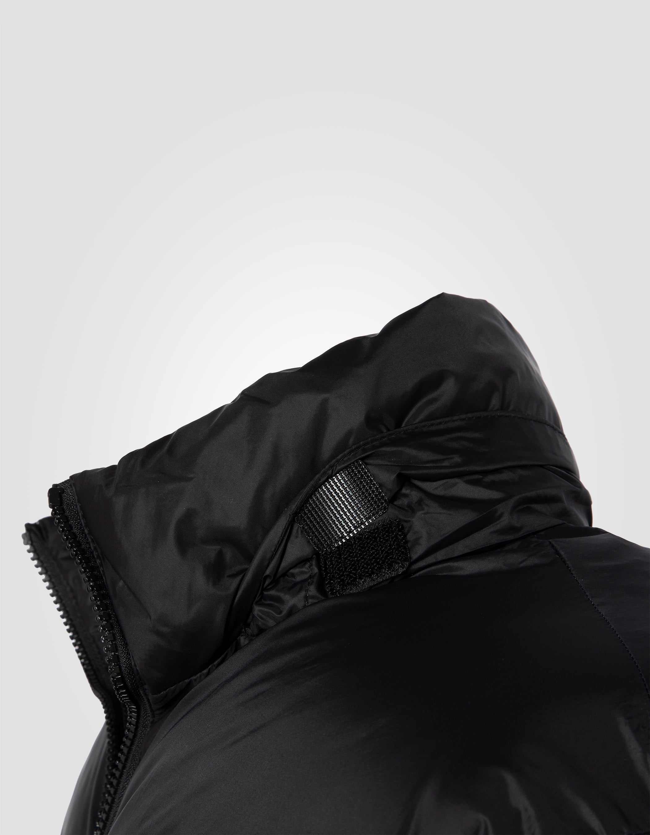 Recycled nylon puffer jacket-8