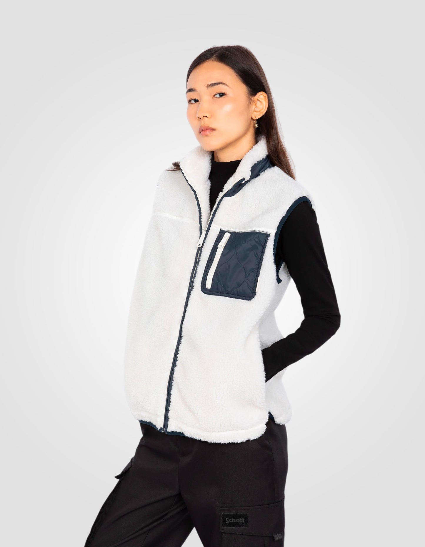 Sleeveless Sherpa zip vest