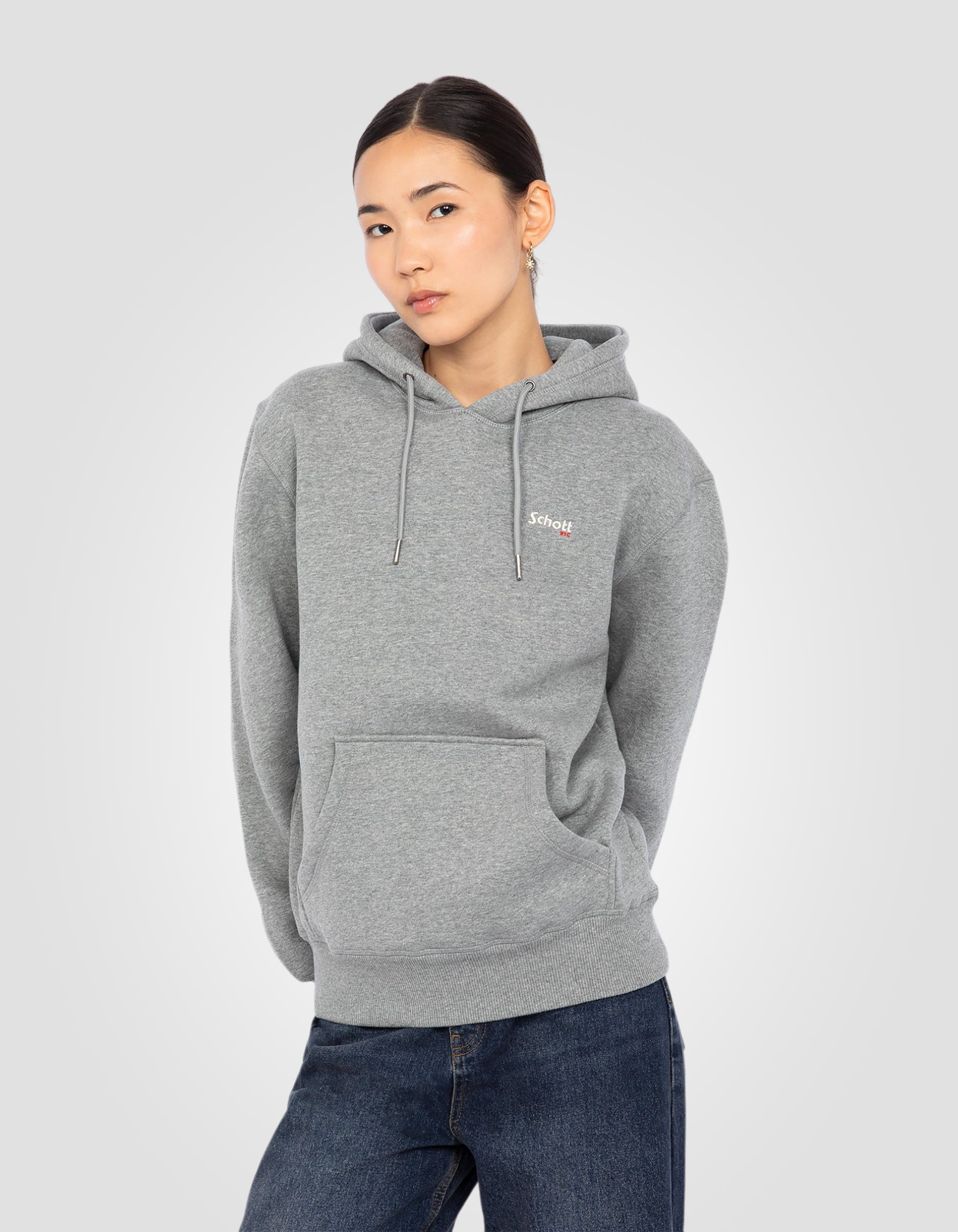 Pullover hoodie in thick fleece-3