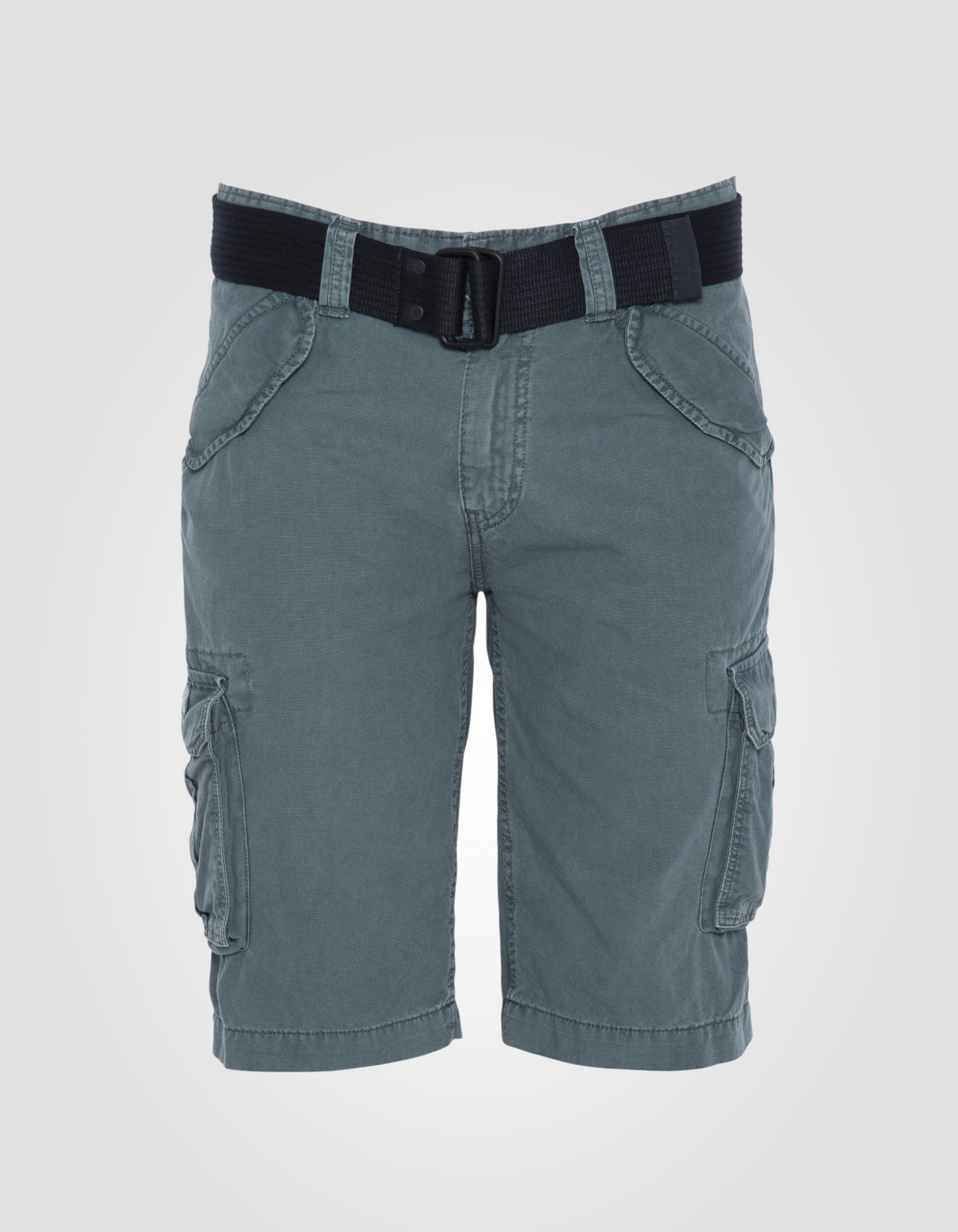 Multi-pocket cargo shorts