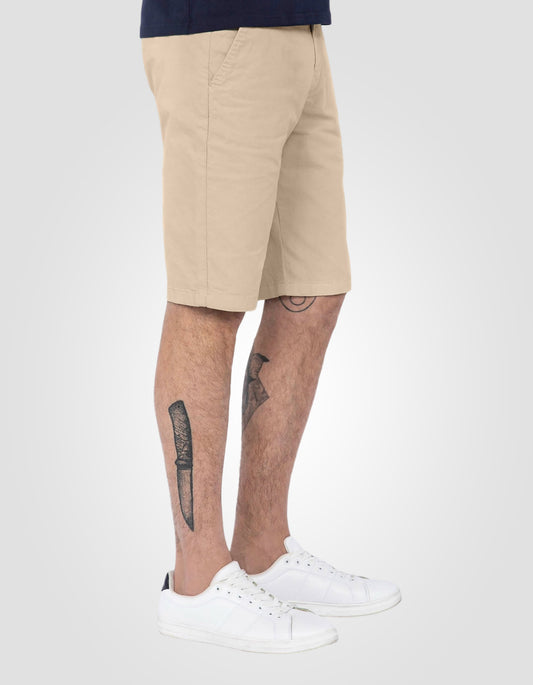 Short chino