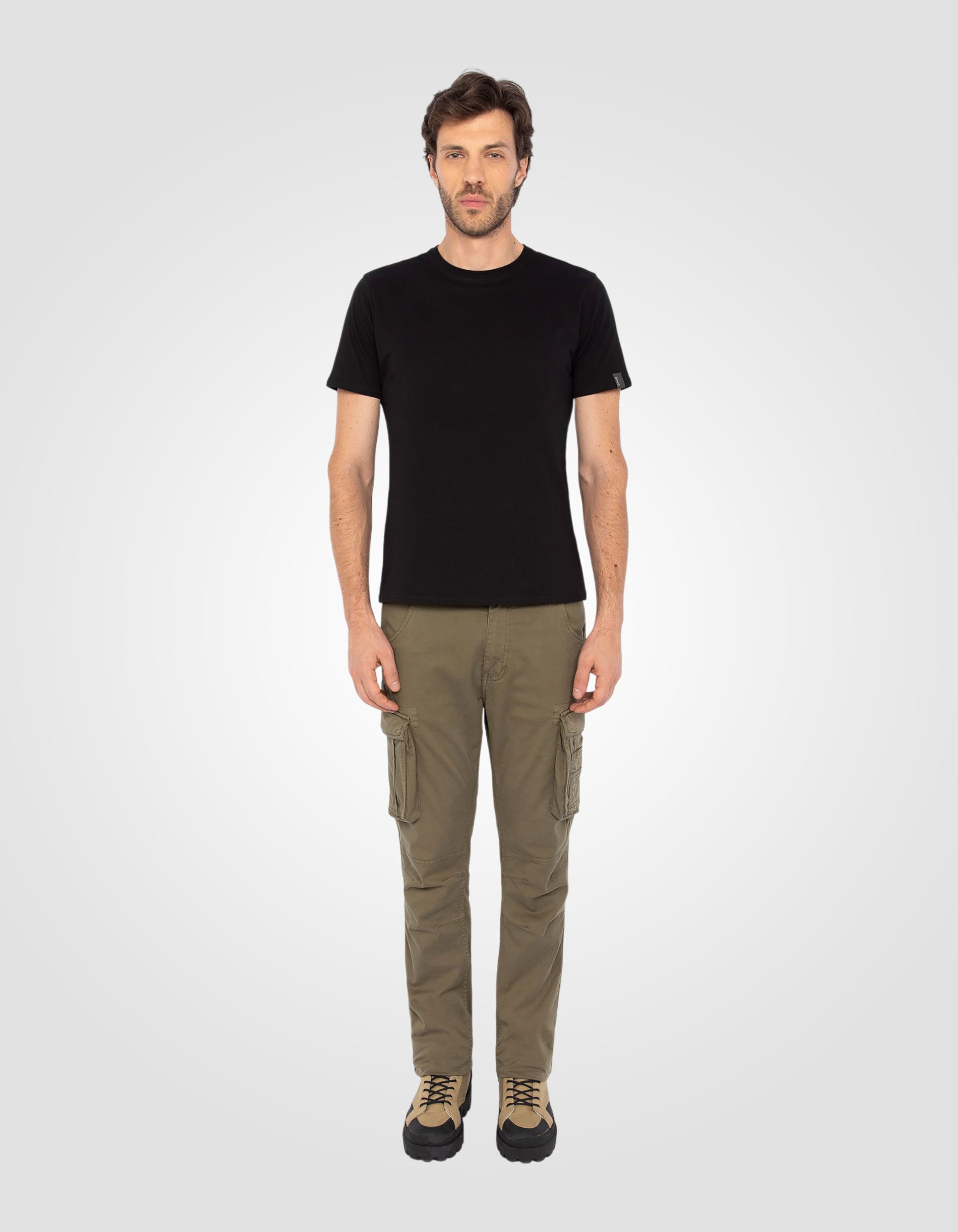 Multi-pocket cargo pants-4