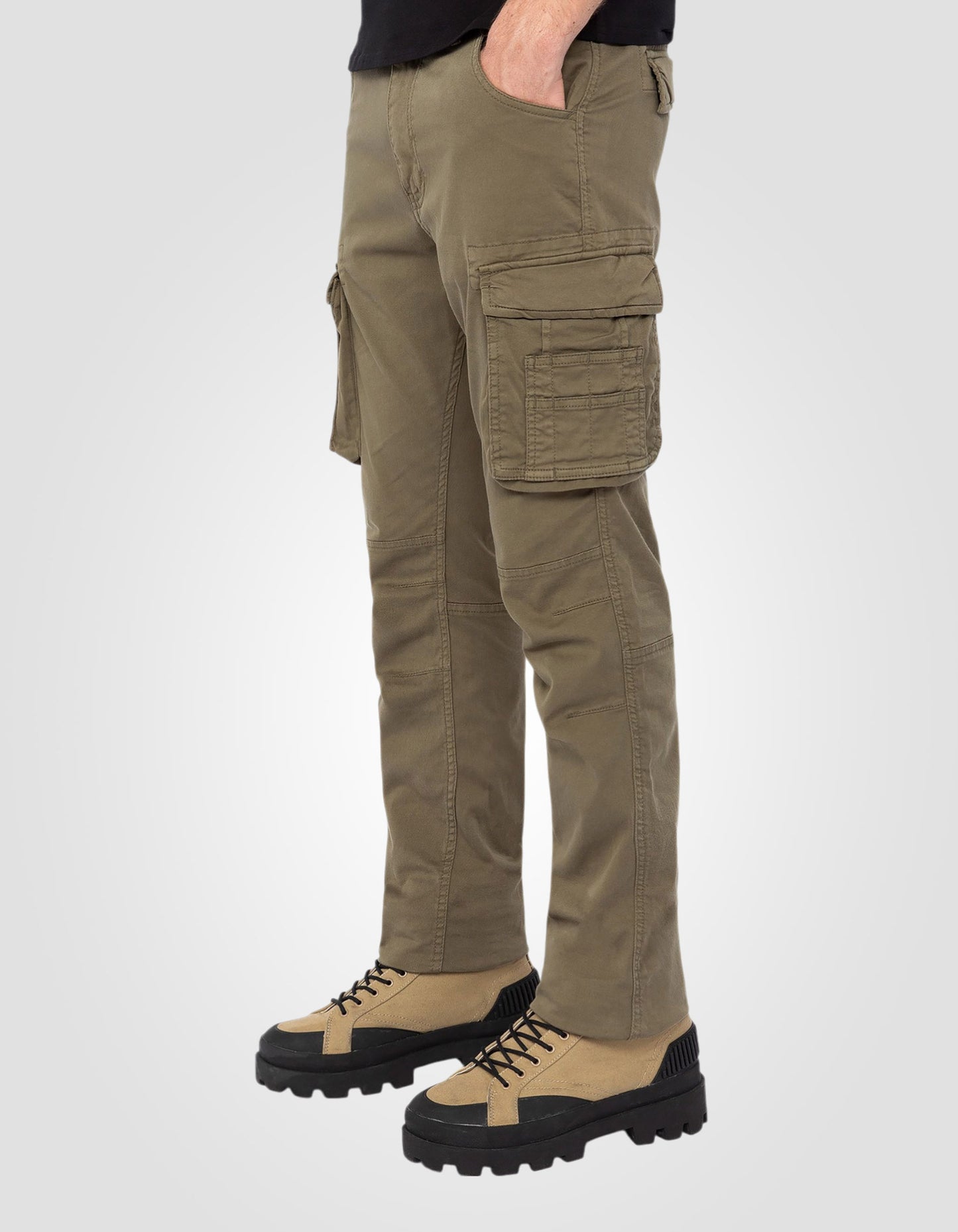 Multi-pocket cargo pants