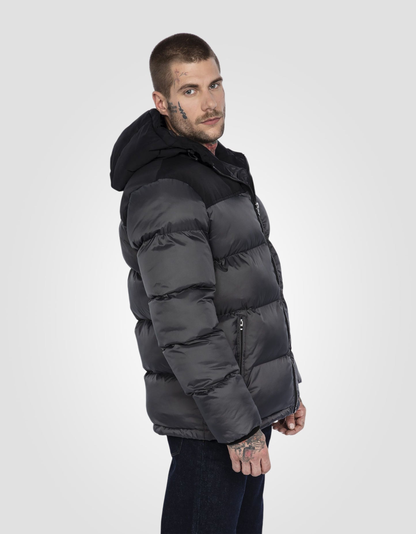 Hooded puffer jacket